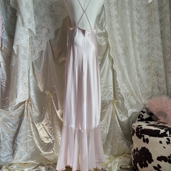 On hold! Vintage Satin Embroidered Beaded Front Slit Fairy Dress Slip - Picture 2 of 9